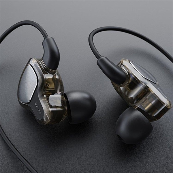 POLVCDG D6T Headset med mikrofon USB Type C Kjøp på 24hshop.no POLVCDG D6T Headset med mikrofon USB Type C Kjøp på 24hshop.no