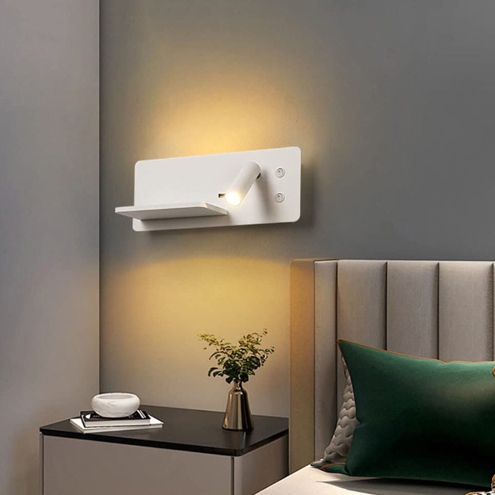 Vegglampe med trådløs lader for smarttelefon