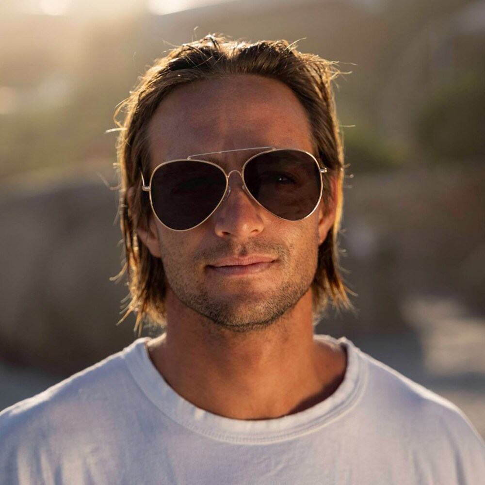Aviator Solbriller – Gullramme med Svart Linse og 100 % UV-beskyttelse