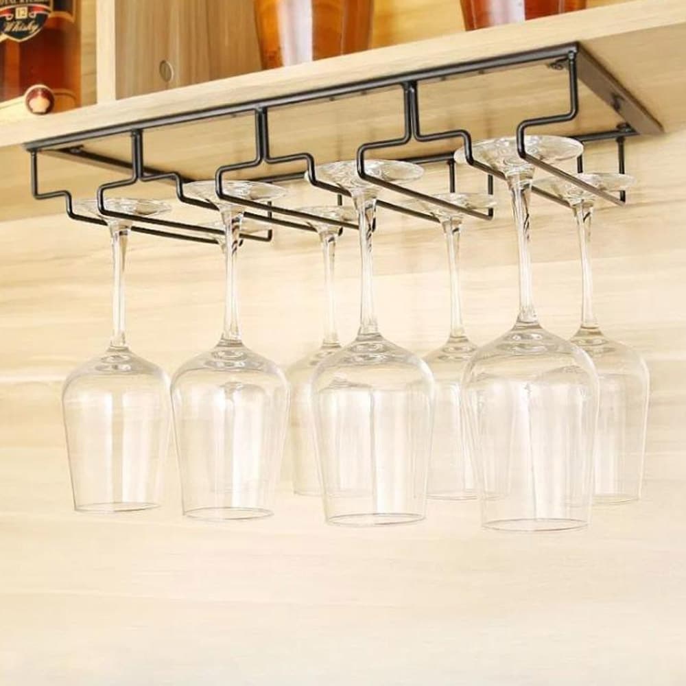 Vinglassholder med 4 rader i pulverlakkert jern, plass til flere glass