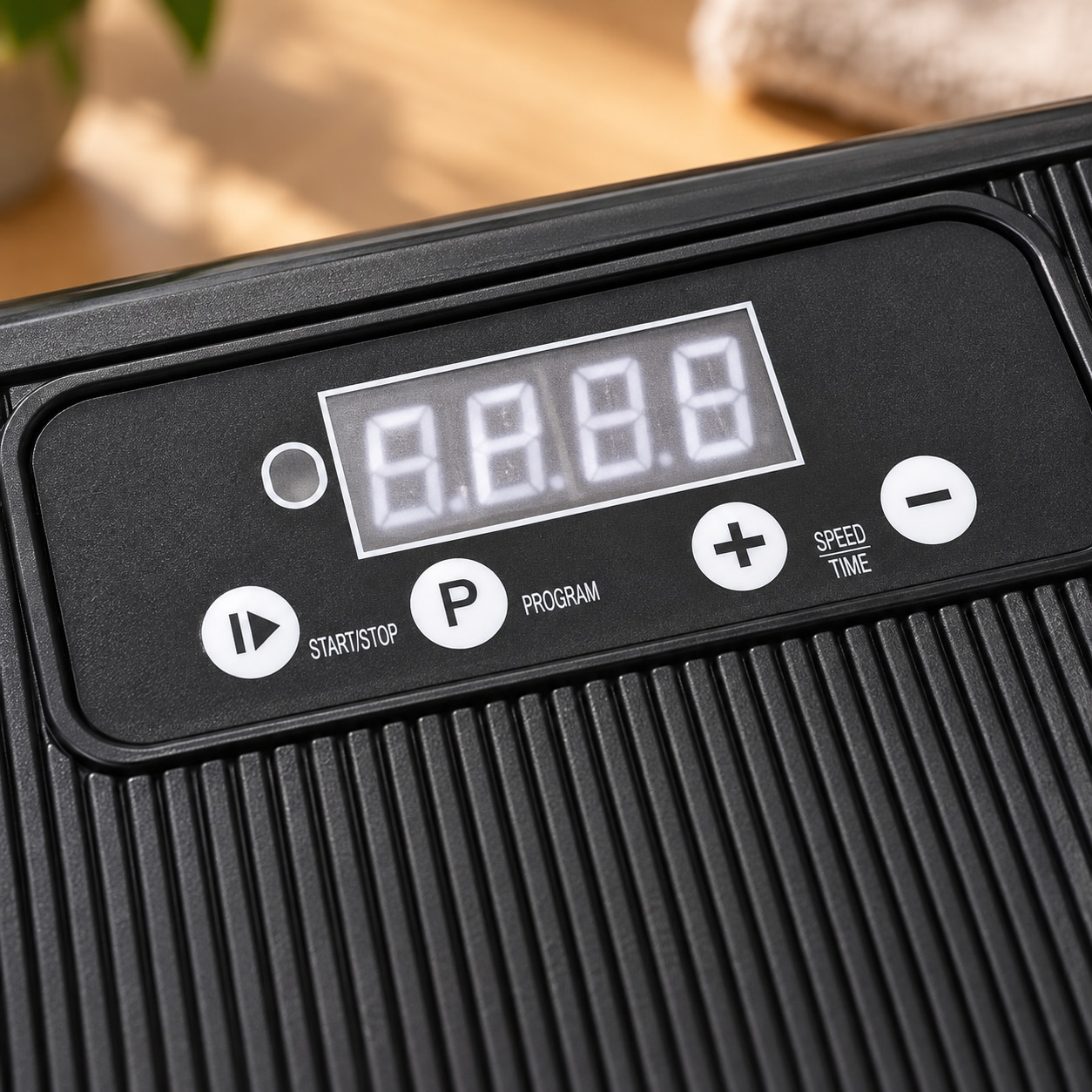 Vibrasjonsplate med LCD-skjerm, 44 cm – Svart / Vibrasjonsplattform / Treningsplate / Vibro Shaper