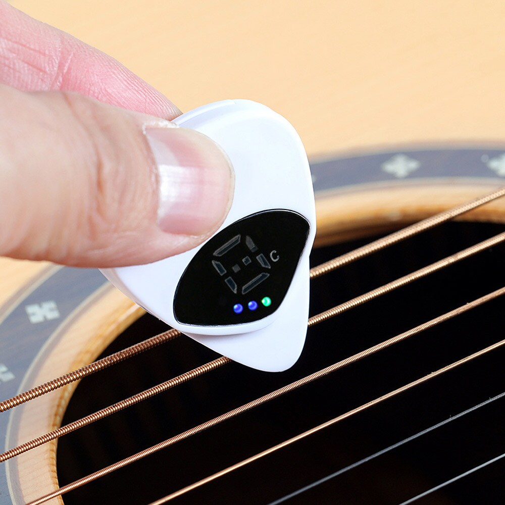 2-i-1 tuner for gitar og ukulele
