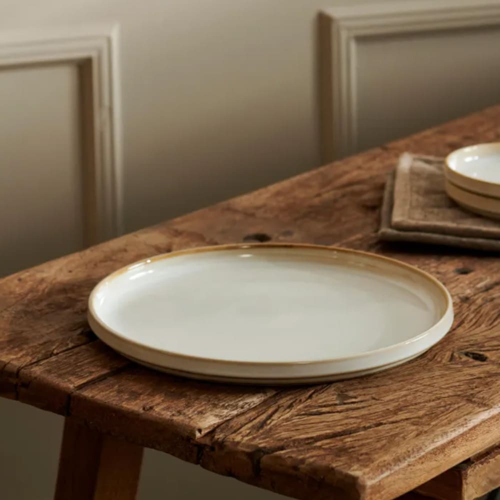 Keramisk tallerken i mineralmarmor 20 cm - hvit