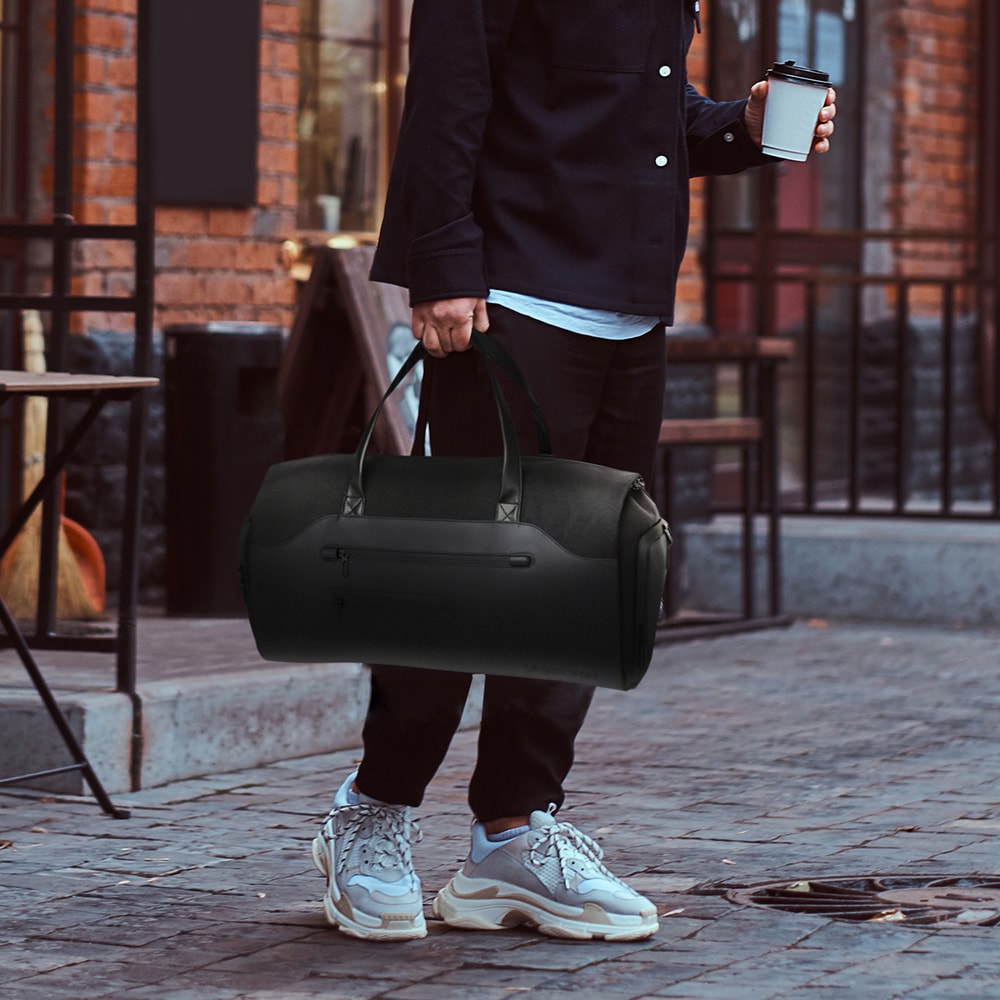 Wozinsky Reiseveske med skorom 45L - Svart