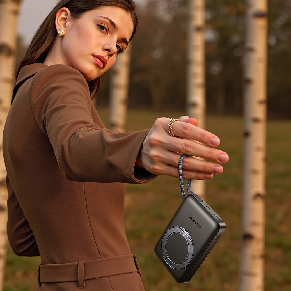 Joyroom powerbank 22,5 W 10000 mAh med MagSafe og innebygd USB-C-kabel / batteribank / lader