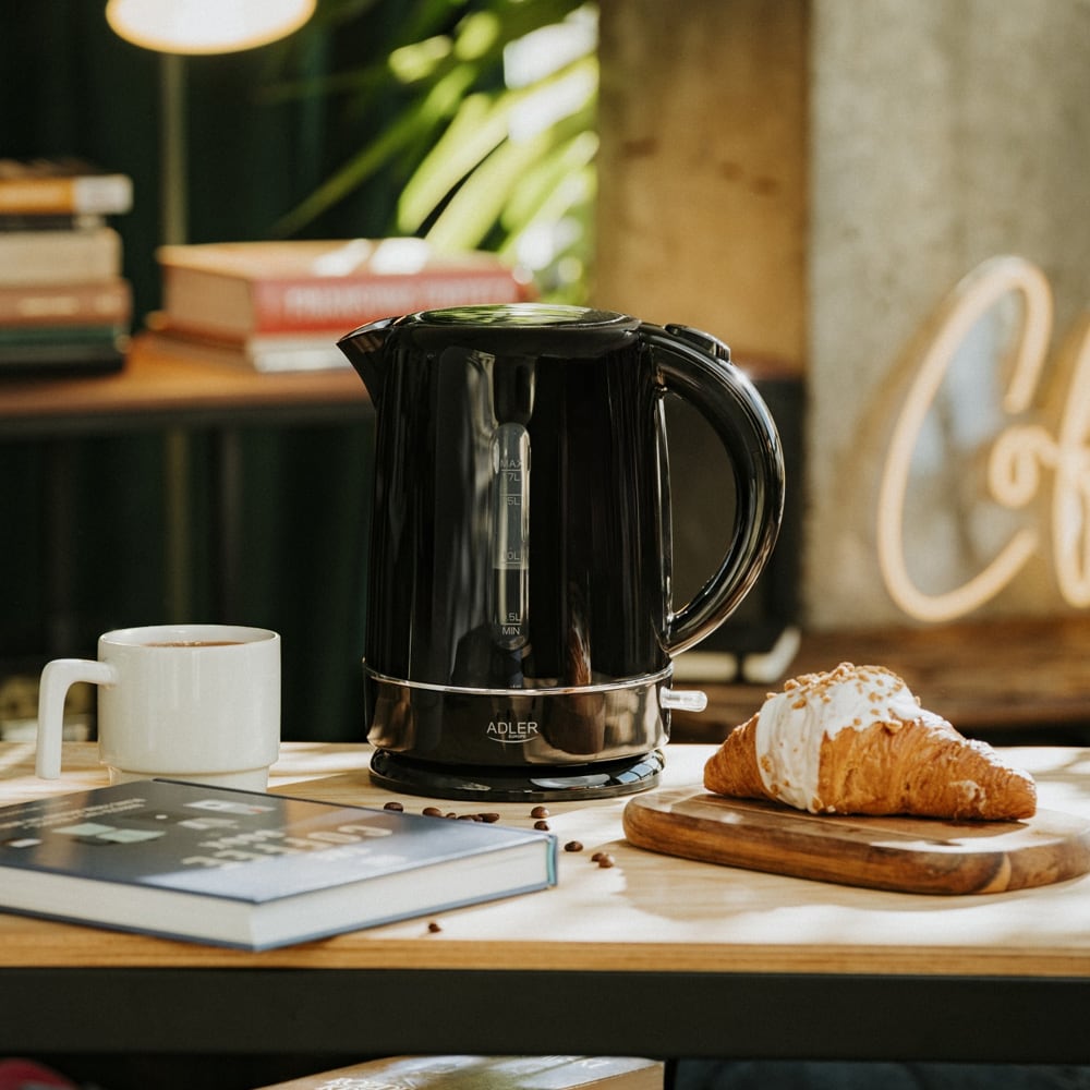 Vannkoker 1,7L med kalkfilter og automatisk utkobling - Svart