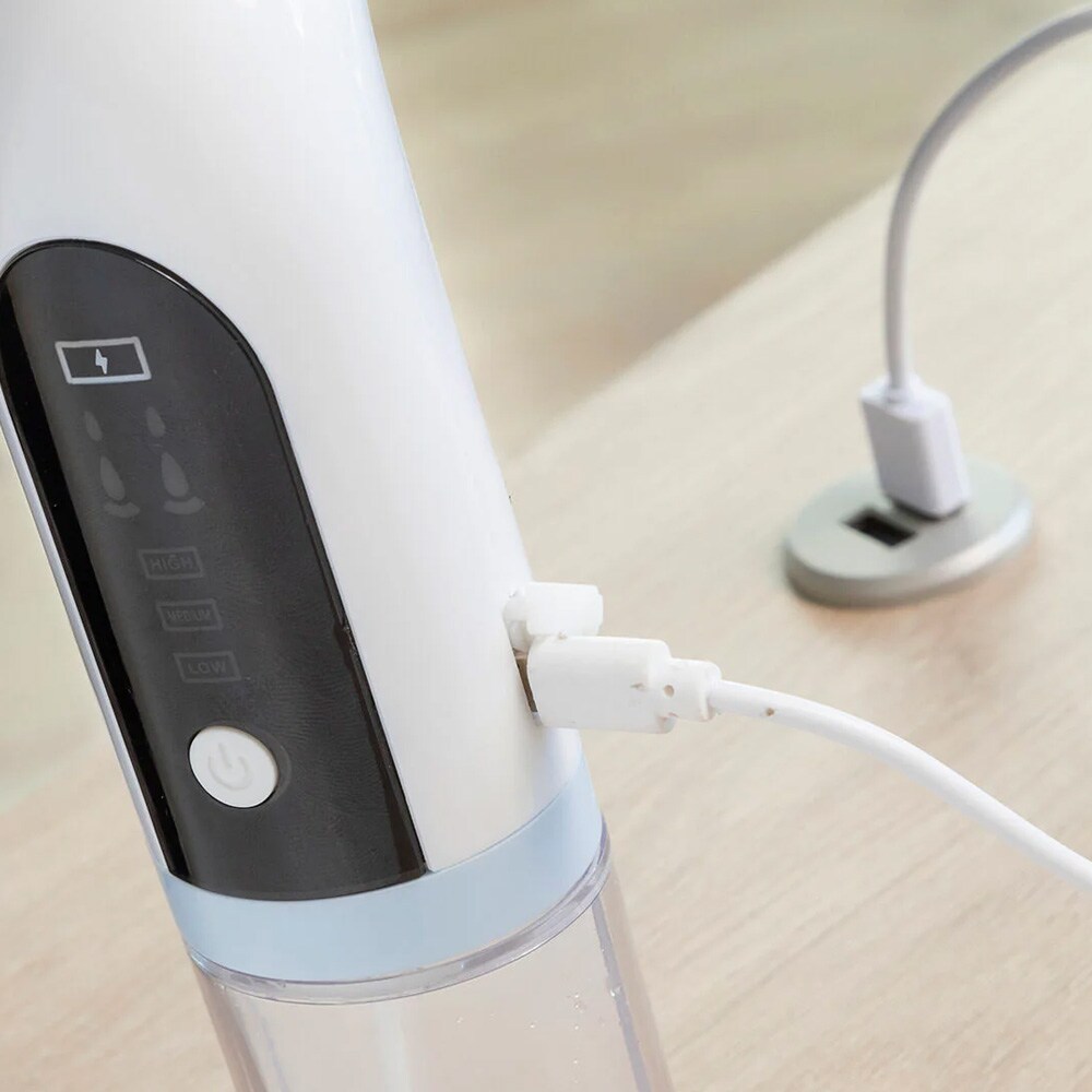 Oppladbar hydro ansiktsrenser / porerenser med vann / hydro-cleanser med 6 munnstykker