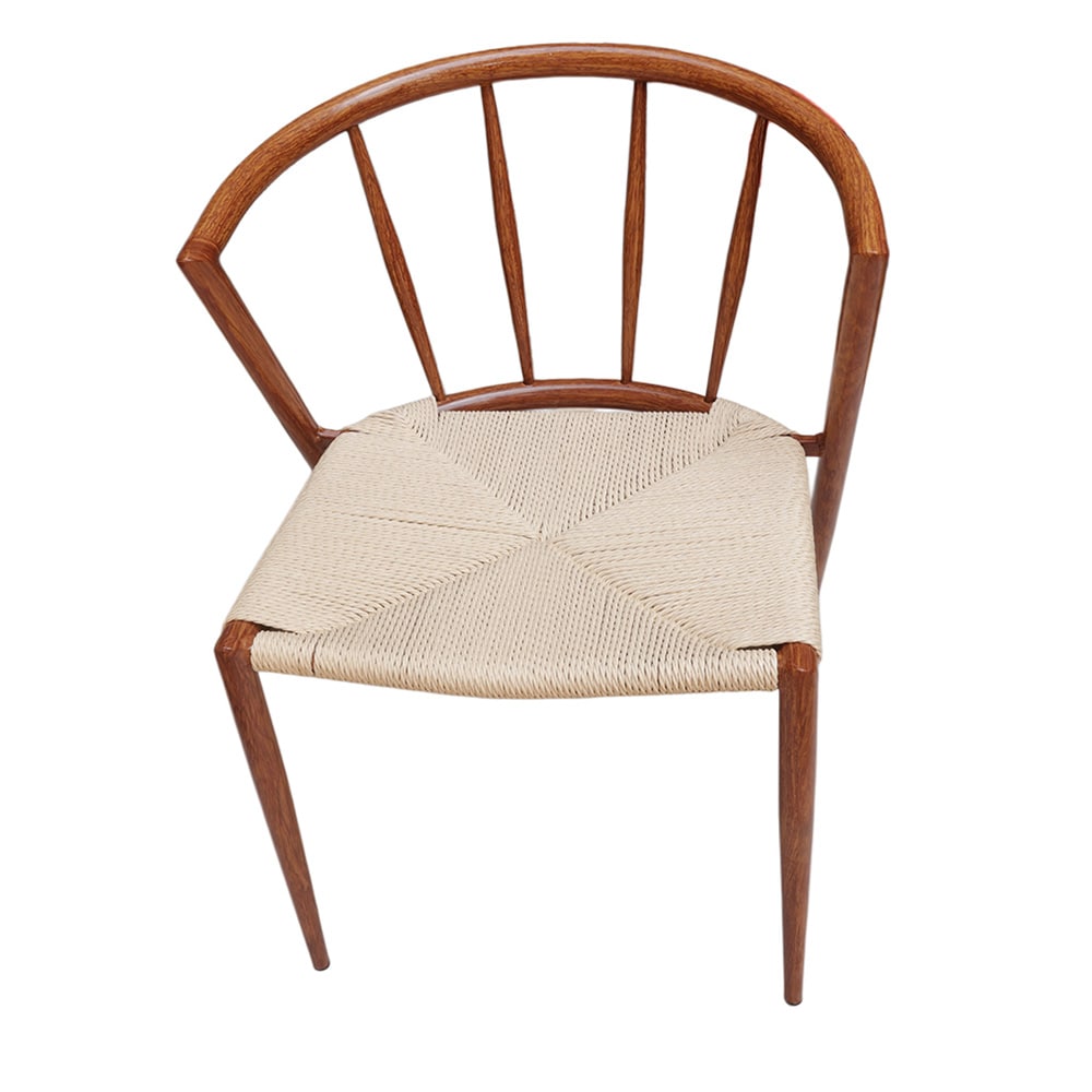 Spisestol med armlener / brun stol med flettet sete i naturfarget jutesnor 44×46×70 cm