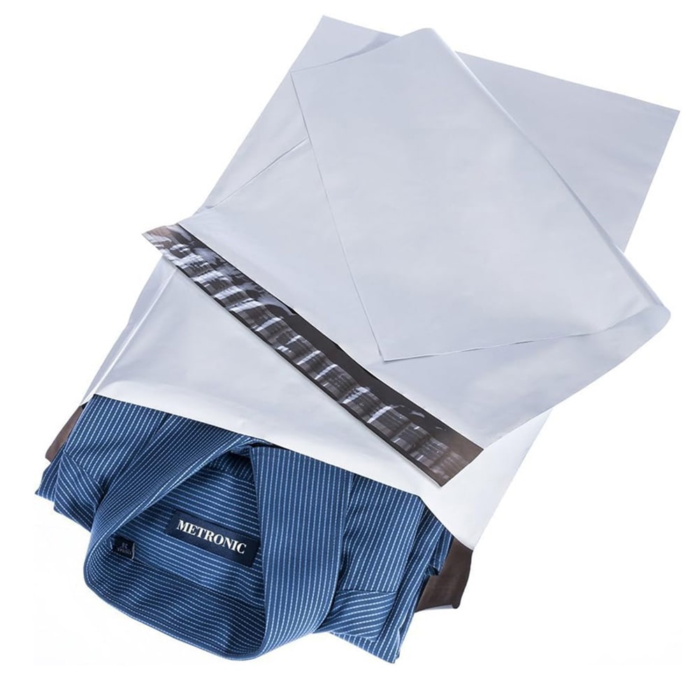 Hvite fraktposer 100-pakning / selvklebende e-handelsposer i PE-plast 25×35 cm