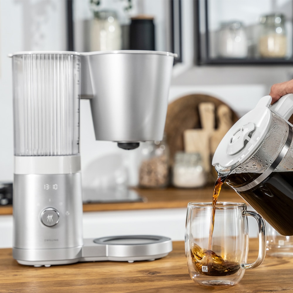 Zwilling Enfinigy kaffetrakter 1,5 l / trakter med timer, blooming og glasskanne – Sølv