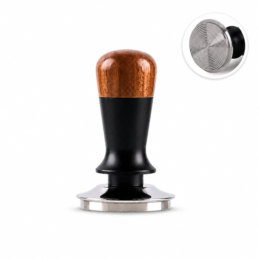 Kaffestamp 58 mm med jevnt trykk og valnøttgrep, gjenget bunn / Espressostamp
