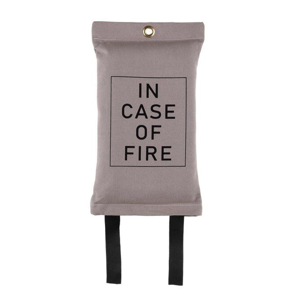 Brannteppe «In Case Of Fire» 120 x 180 cm – Brungrå / Slukketekke / Brannsikring for kjøkken og hjem