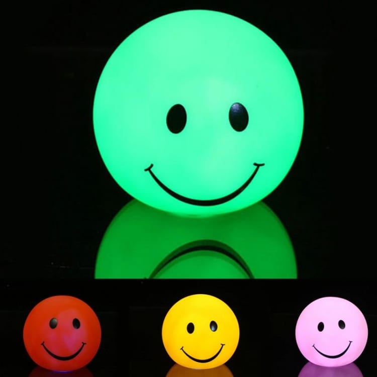 Fargeglad nattlampe Smiley - 2 Pakk