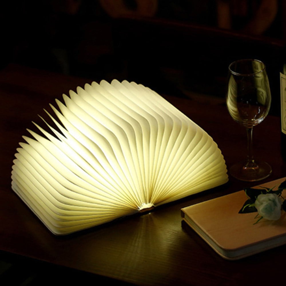 LED-lampe som en bok