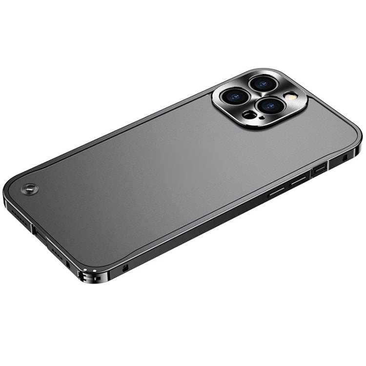 Mobildeksel med metallkanter iPhone 12 Pro Max Sort