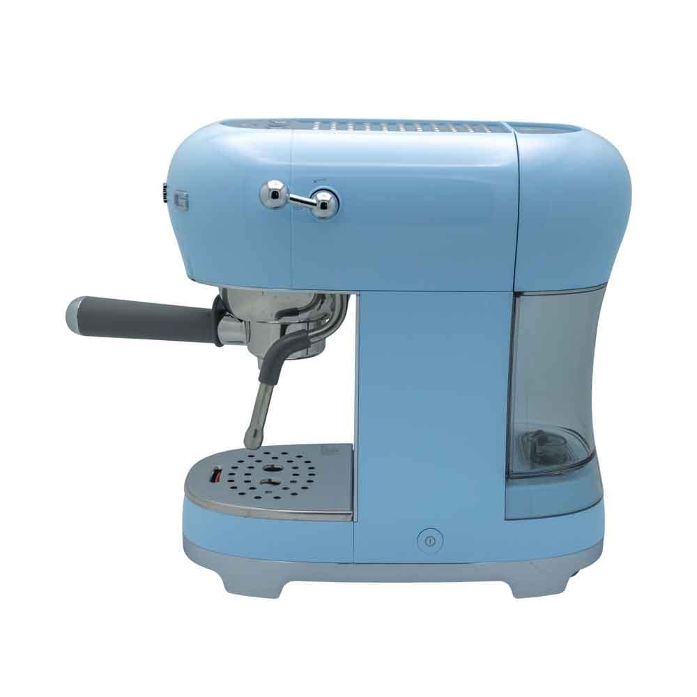 Smeg ECF02PBEU Portafilter espresso-/kaffemaskin pastellblå,