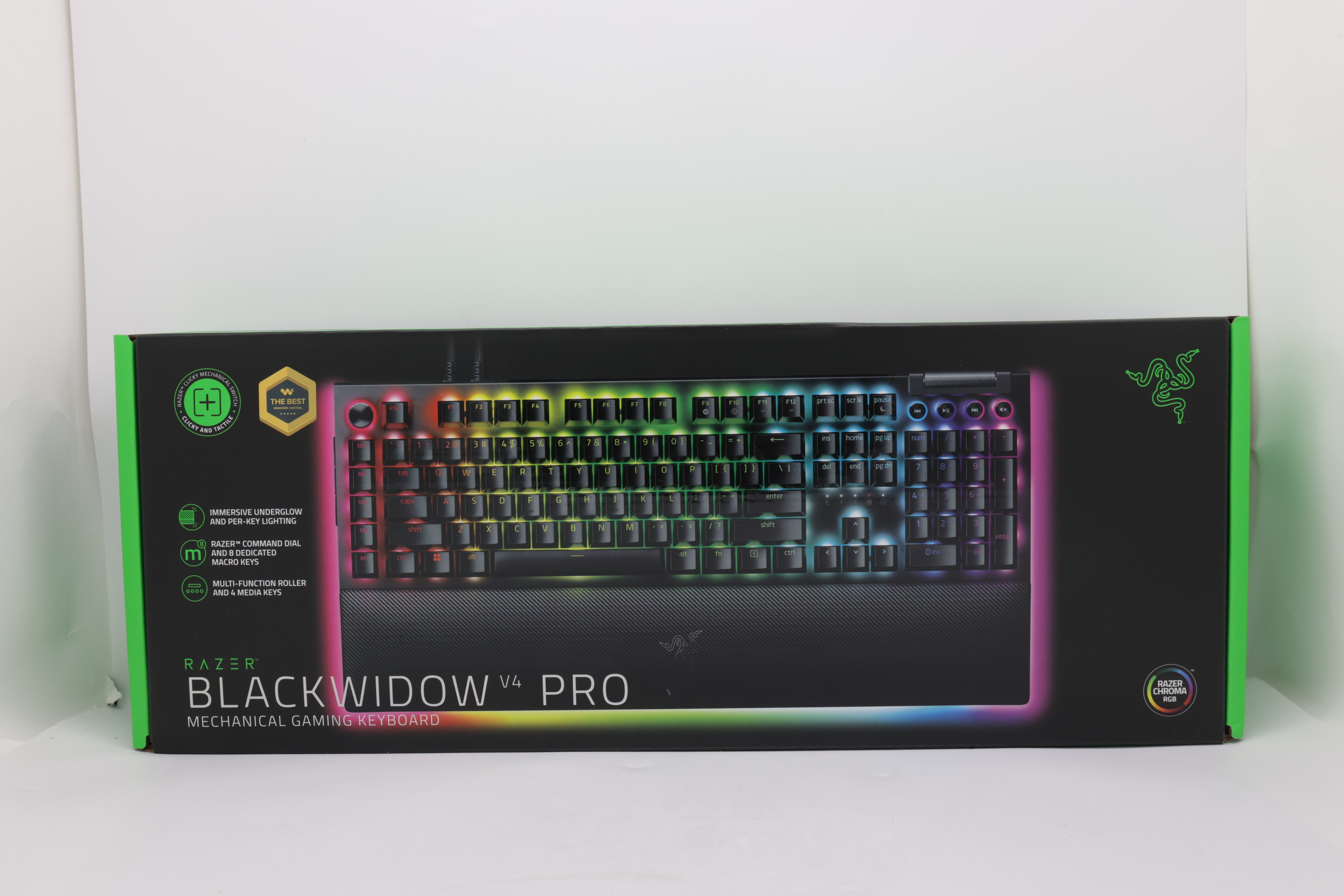 Razer BlackWidow V4 Pro (Green Switch) Svart