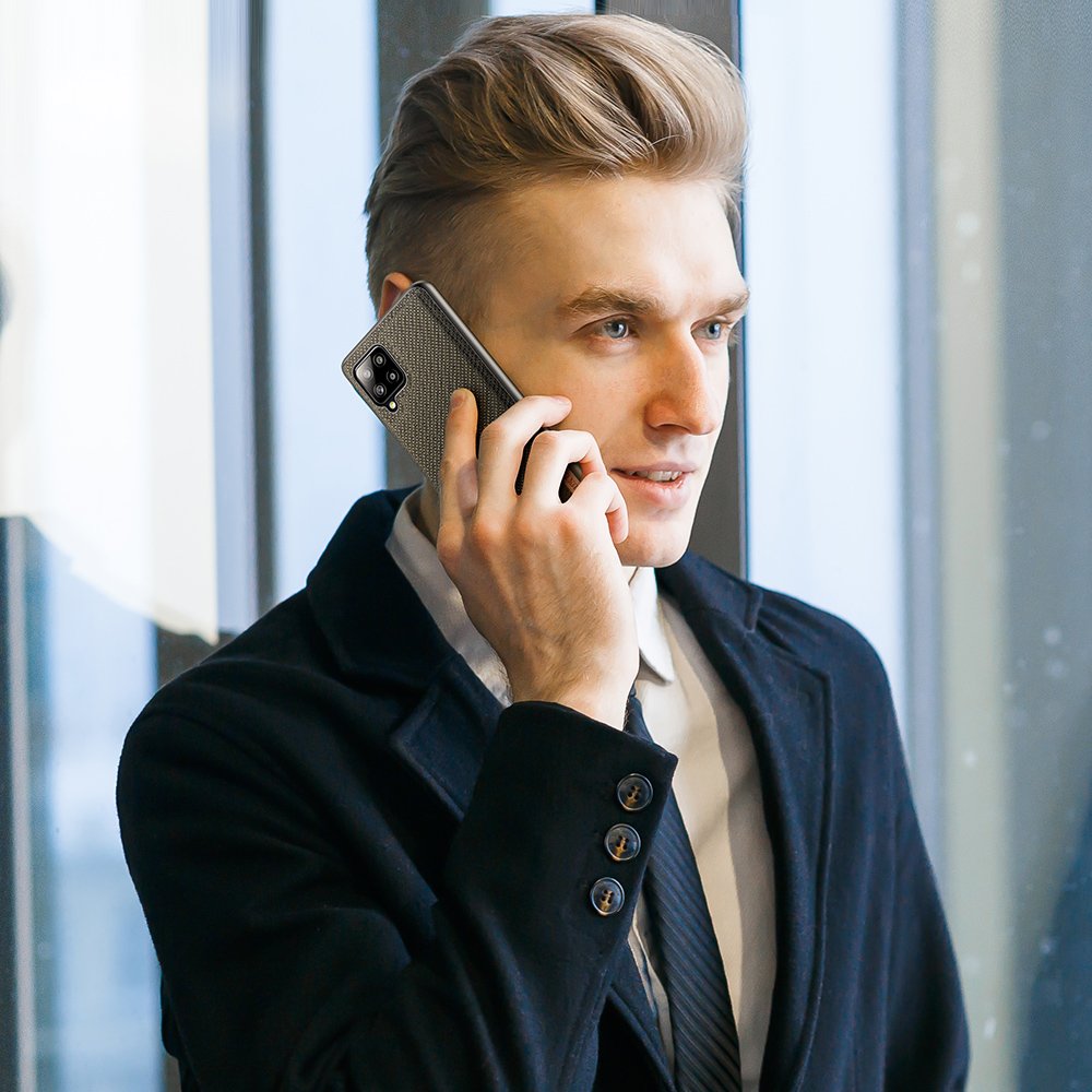 Dux Ducis Fino-etui dekket med nylonmateriale for Samsung Galaxy A42 5G grønn