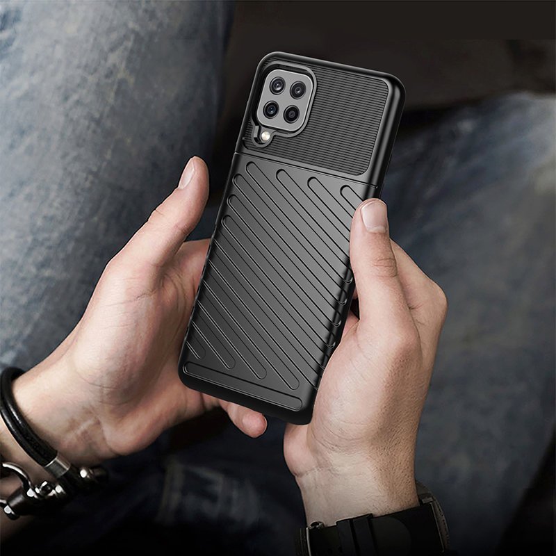Thunder Case Fleksibelt, tøft og robust TPU-deksel for Samsung Galaxy A22 4G svart