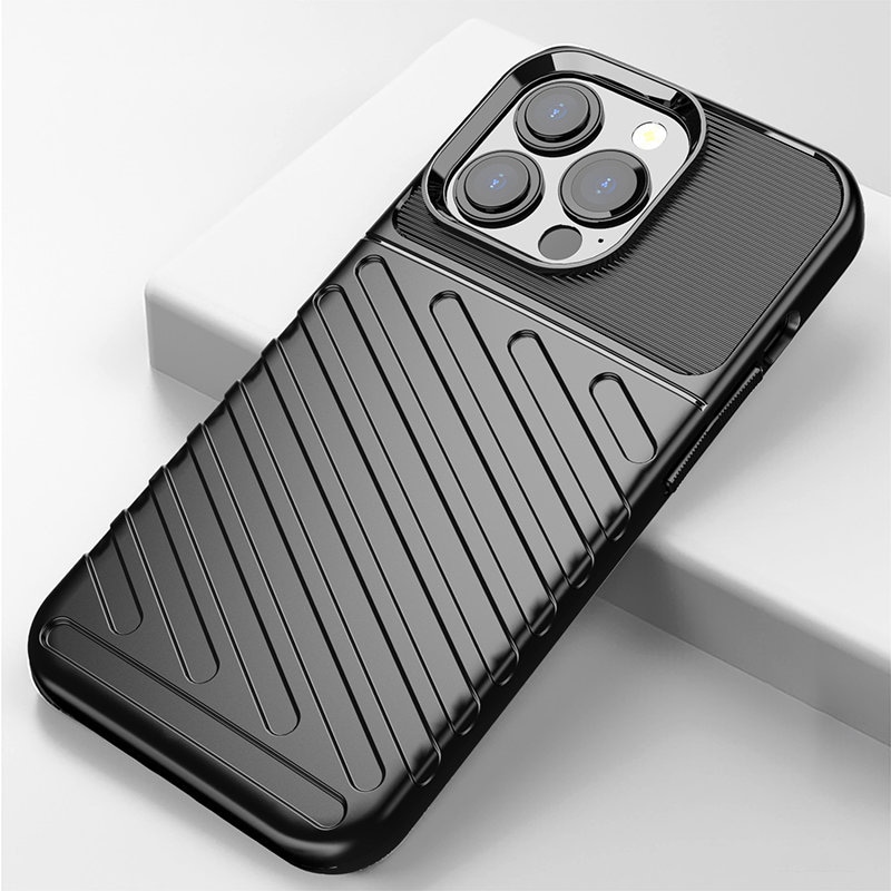 Thunder Case fleksibelt, robust TPU-deksel for iPhone 13 Pro grønn