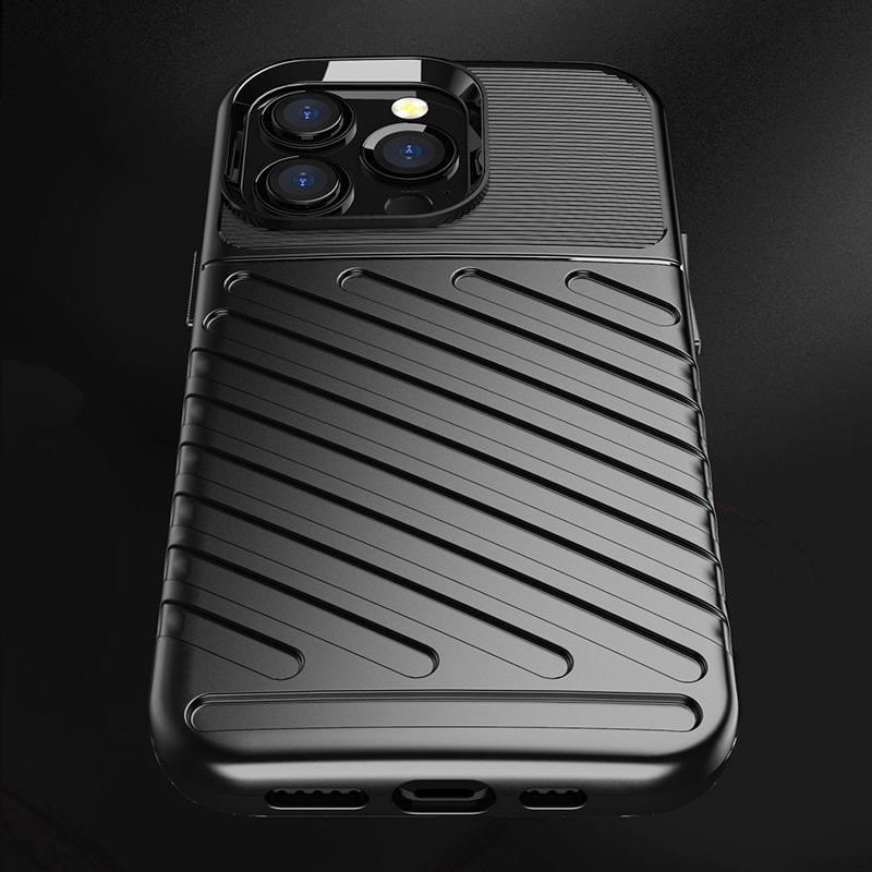 Thunder Case fleksibelt, robust TPU-deksel for iPhone 13 Pro grønn