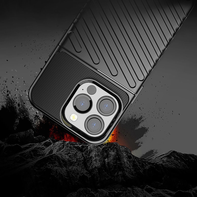Thunder Case fleksibelt, robust TPU-deksel for iPhone 13 Pro svart
