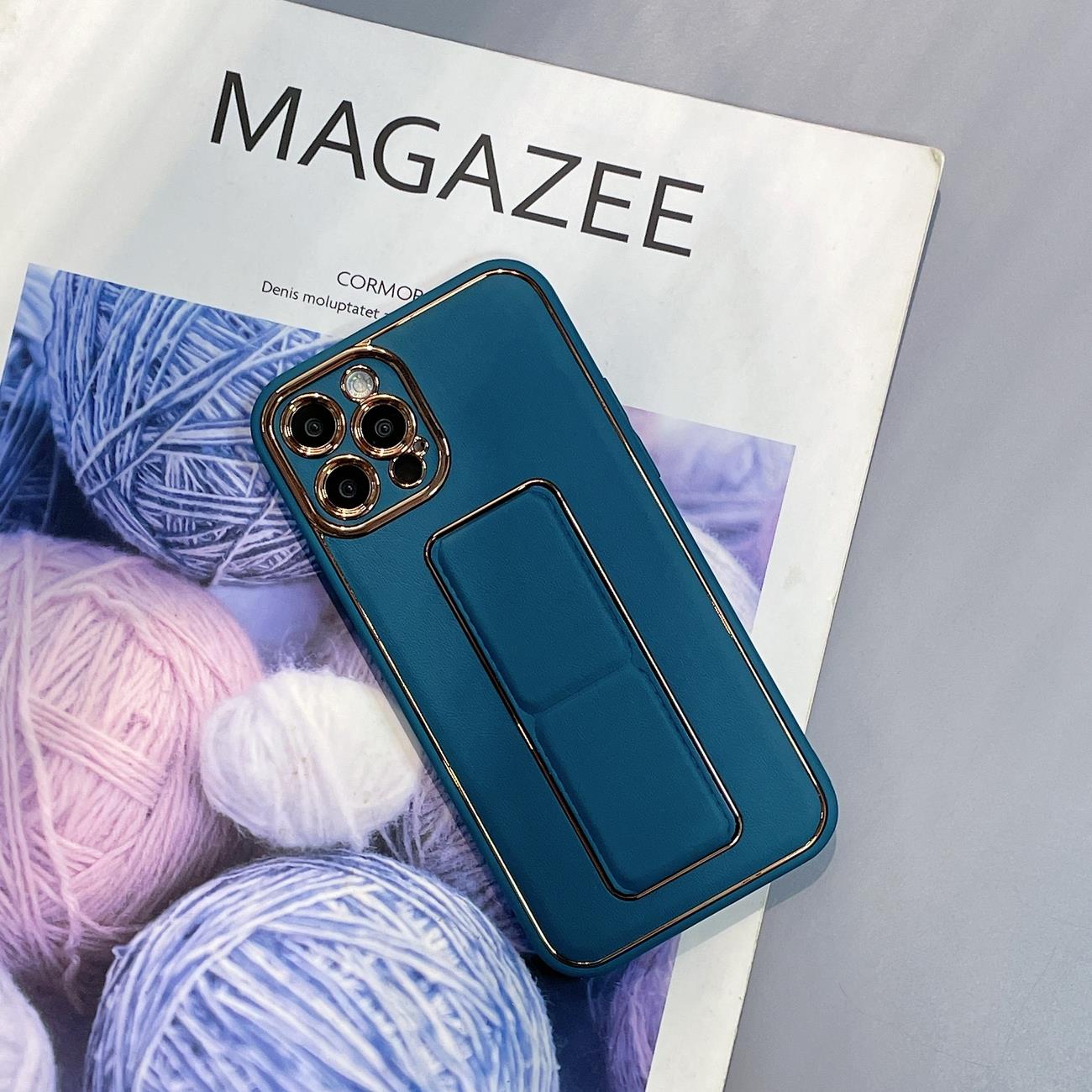 Nytt Kickstand-etui for iPhone 13 Pro med stativ blå
