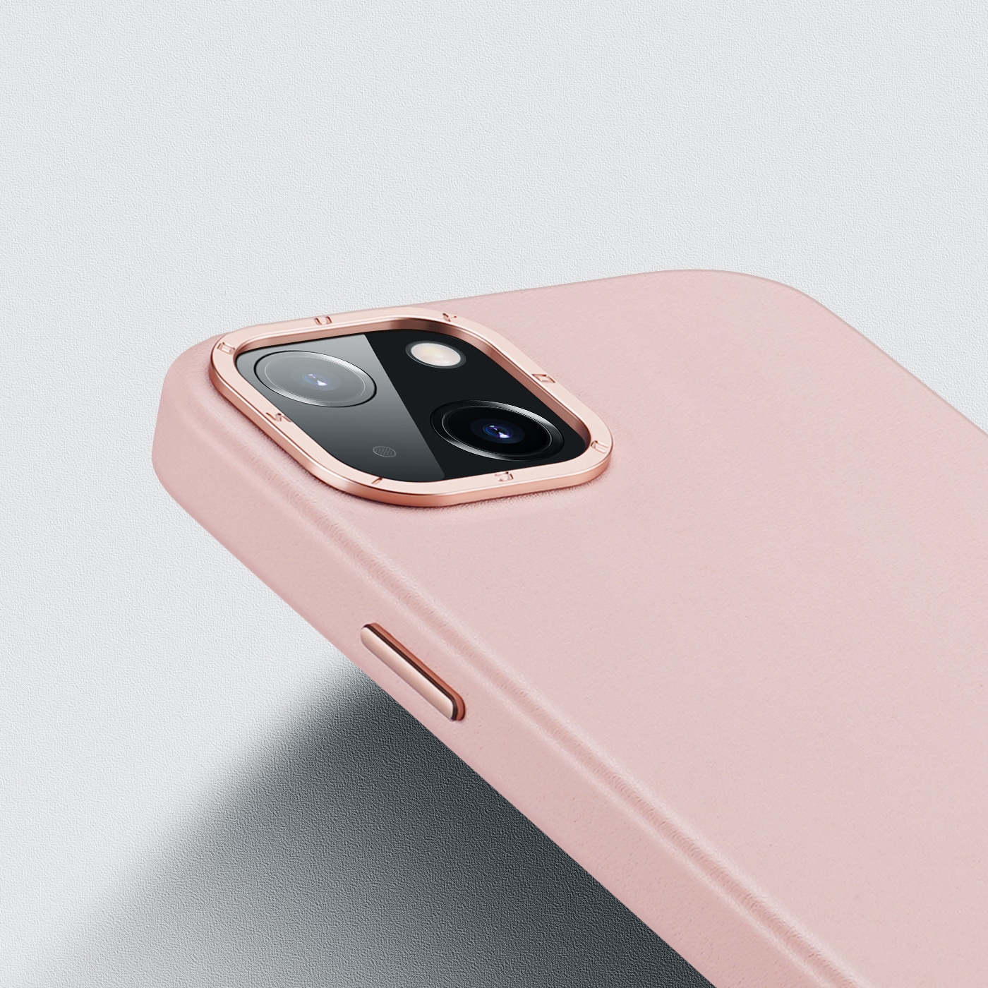 Dux Ducis Grit Leather Case for iPhone 14 Plus Elegant deksel i kunstlær (MagSafe-kompatibel) Rosa