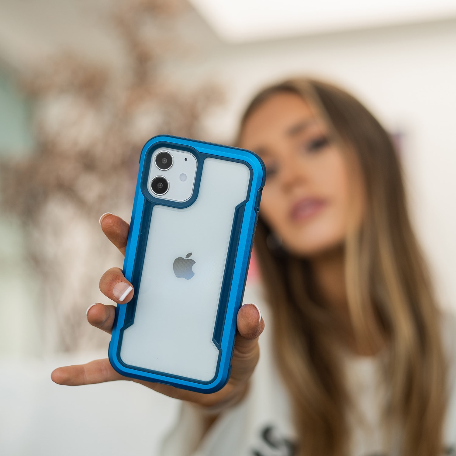 Raptic X-Doria Shield Case iPhone 14 pansrede deksel svart