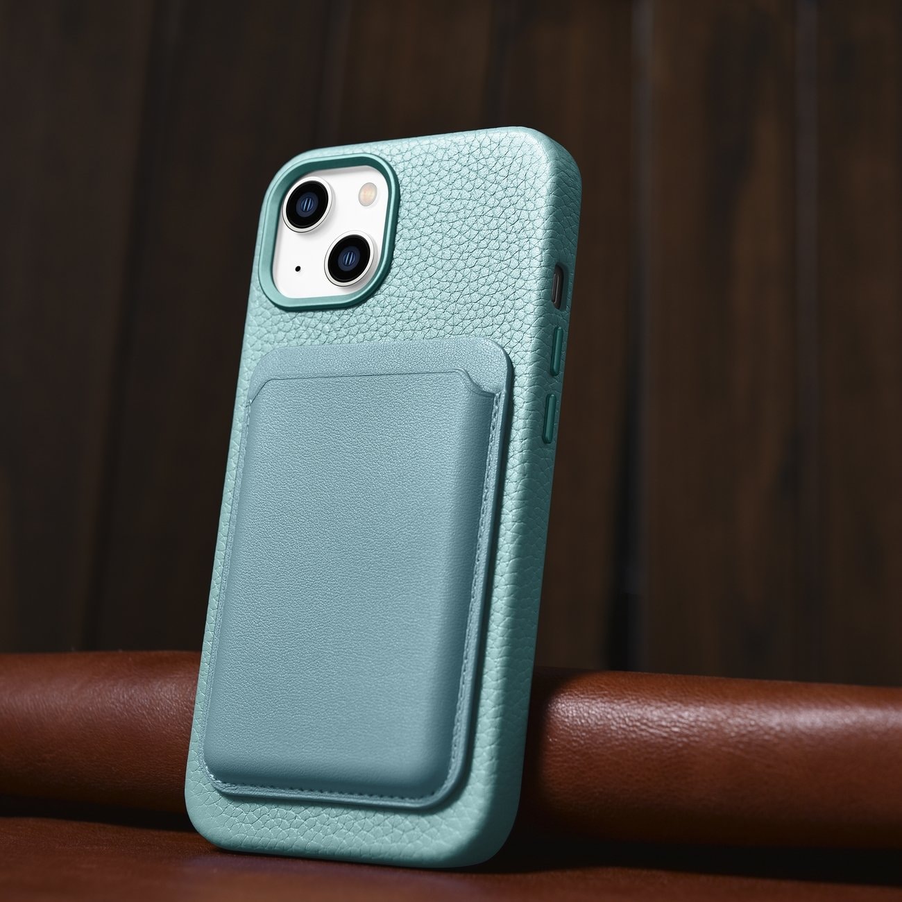 iCarer Litchi Premium lærveske iPhone 14 Plus magnetisk lærveske med MagSafe Green (WMI14220711-GN)