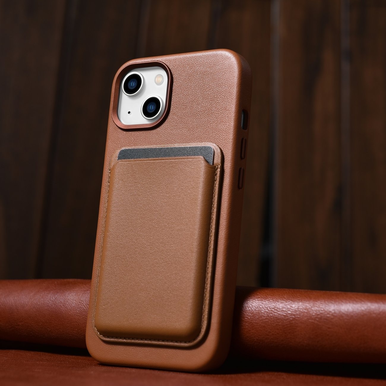 iCarer Case lærdeksel for iPhone 14 Plus Brown (MagSafe-kompatibel)