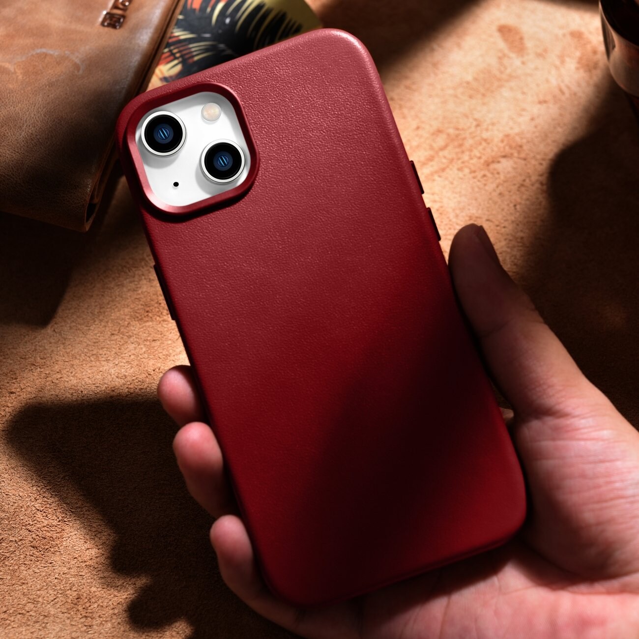 iCarer Case Skinnveske i naturskinn til iPhone 14 Plus rød (kompatibel med MagSafe)