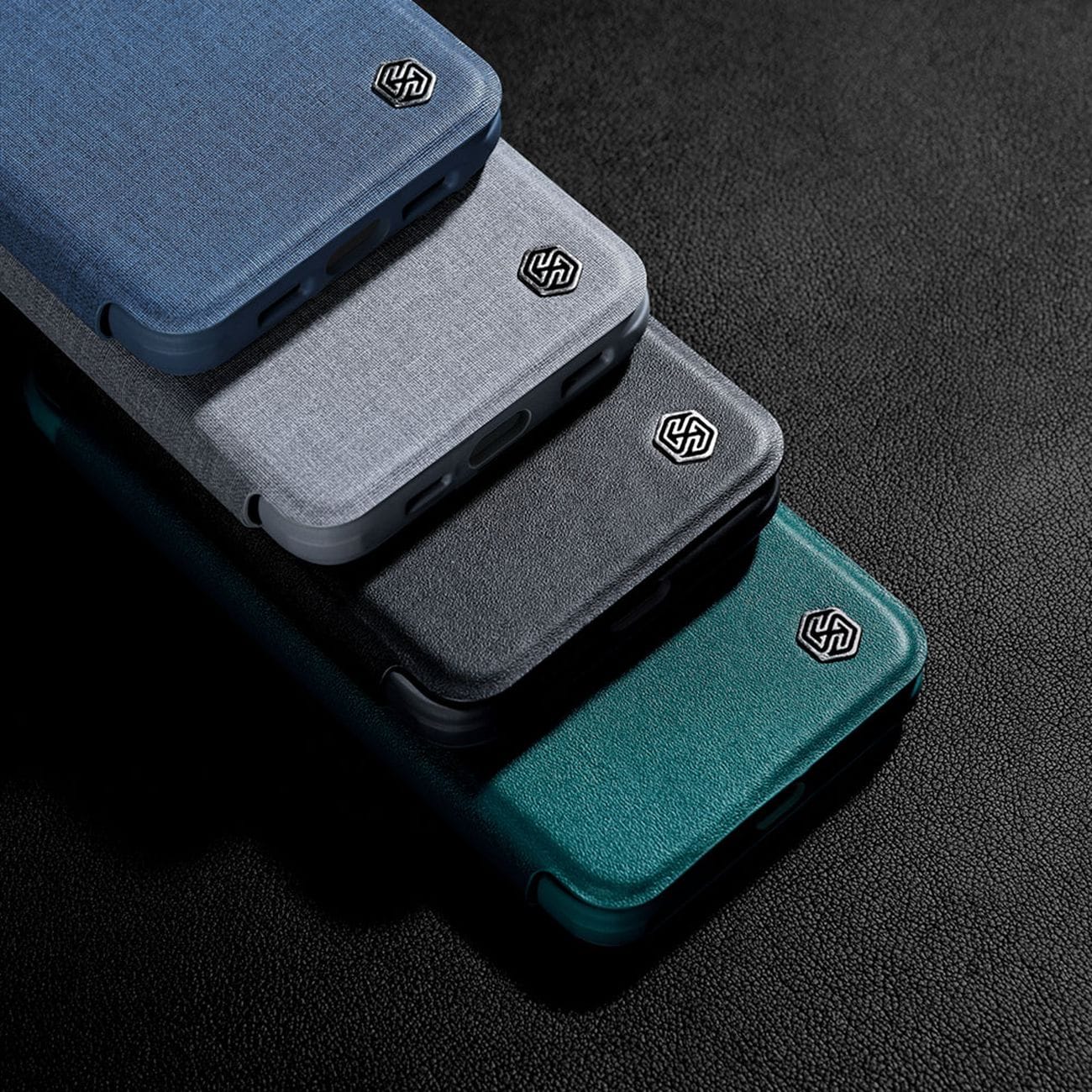 Nillkin Qin lærproff-etui iPhone 14 Plus kameradeksel Holsterdeksel Flip-etui Svart
