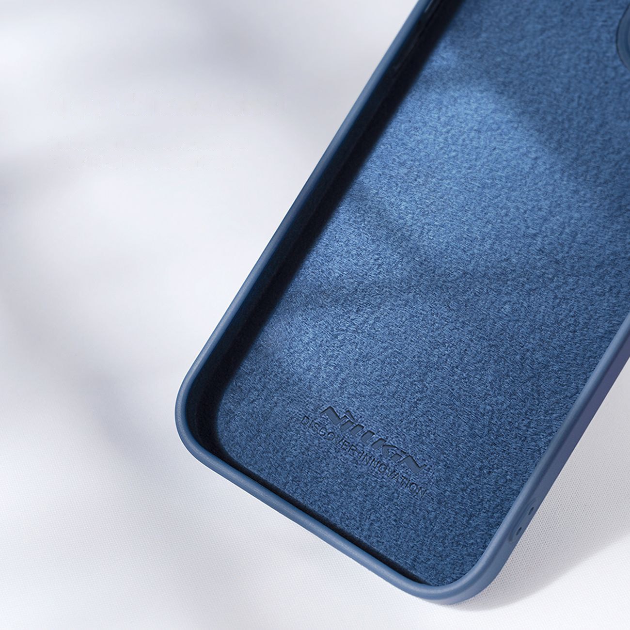 Nillkin CamShield Silky Silicone Case iPhone 14 Plus-etui med kamerabeskytter Blå