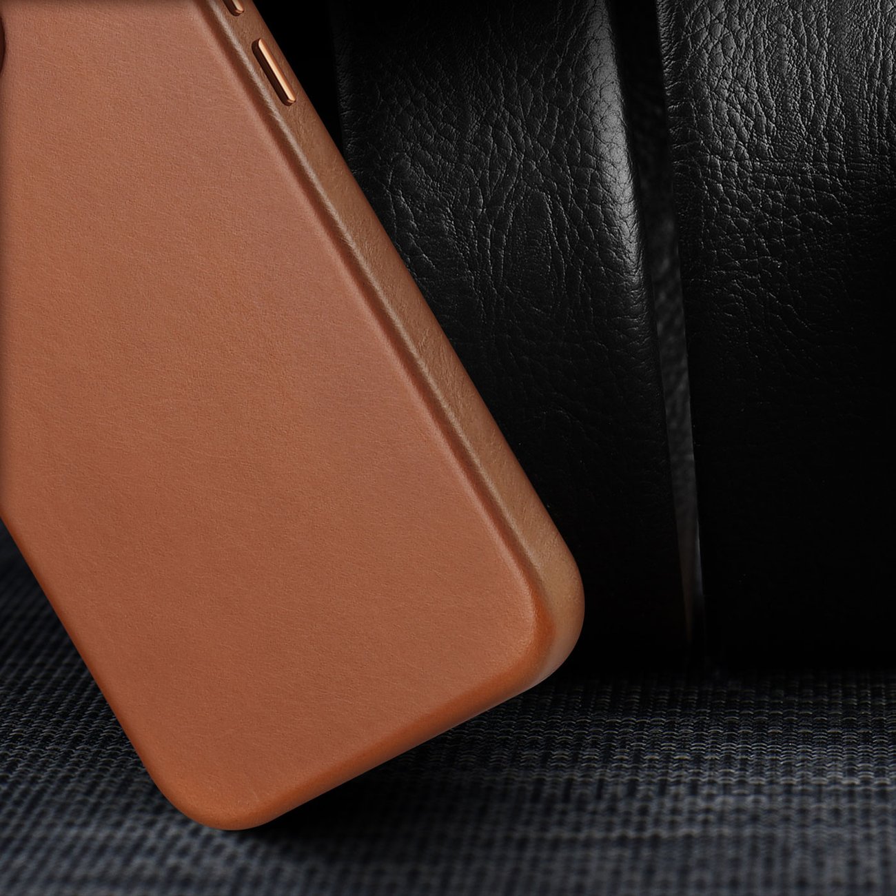 Dux Ducis Napoli iPhone 14 Plus magnetisk lærveske MagSafe Brown