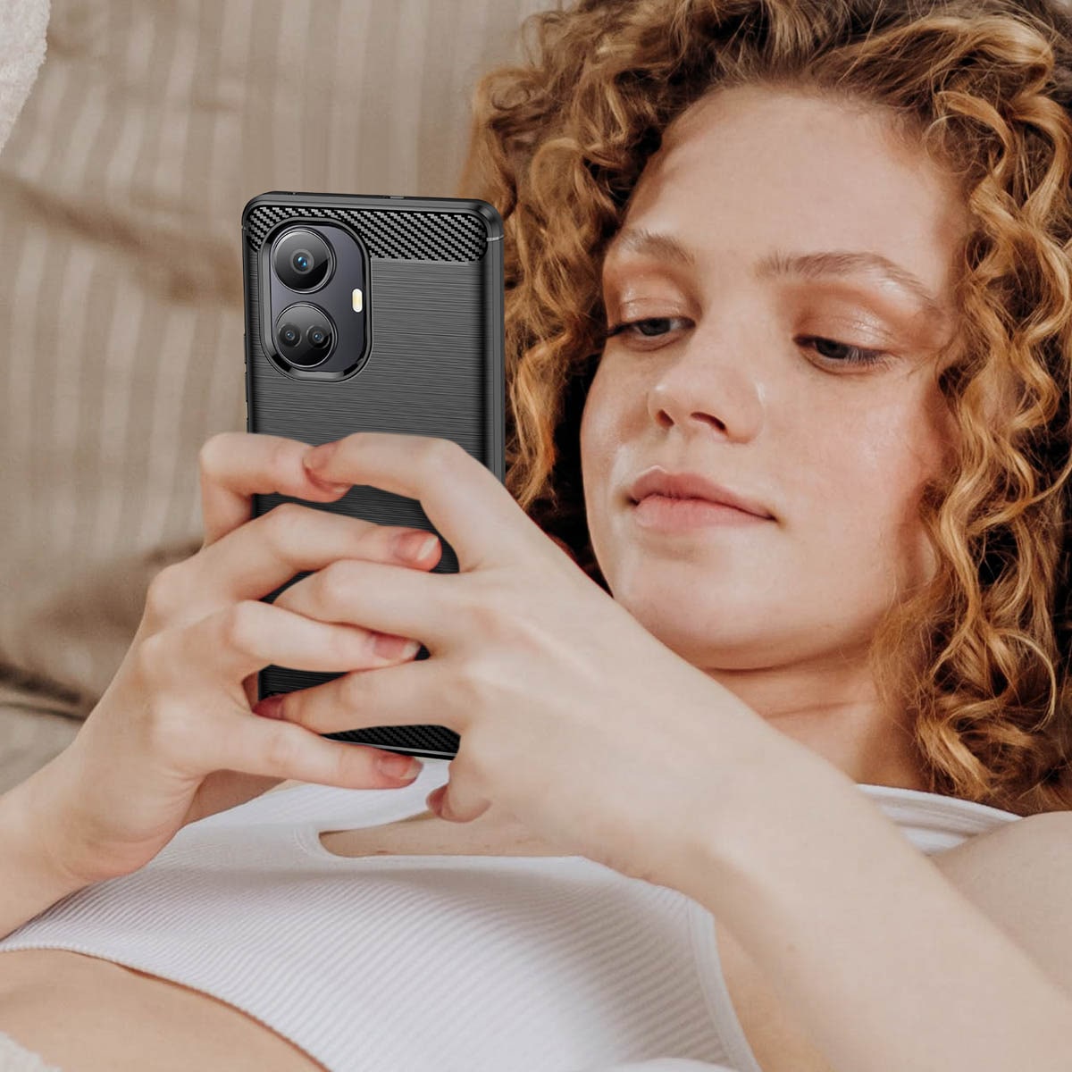 Carbon Case-etui for Realme 10 Pro+ fleksibelt karbondeksel i silikon, svart