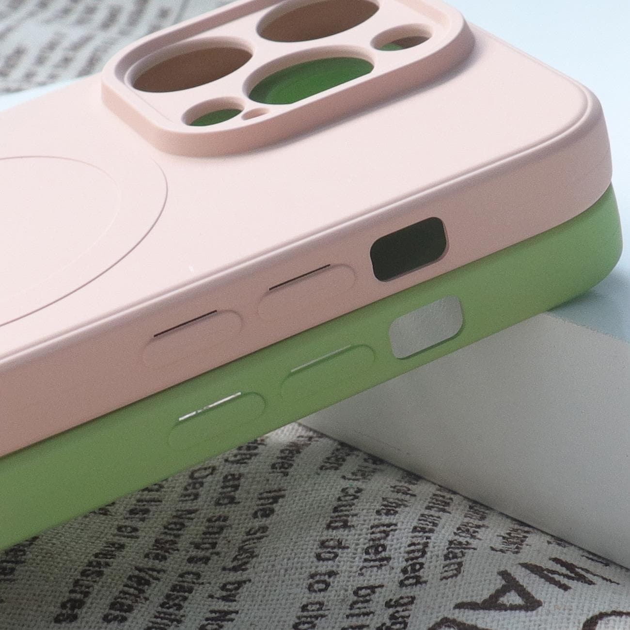 MagSafe-kompatibelt silikonetui for iPhone 15 Plus silikonetui - rosa
