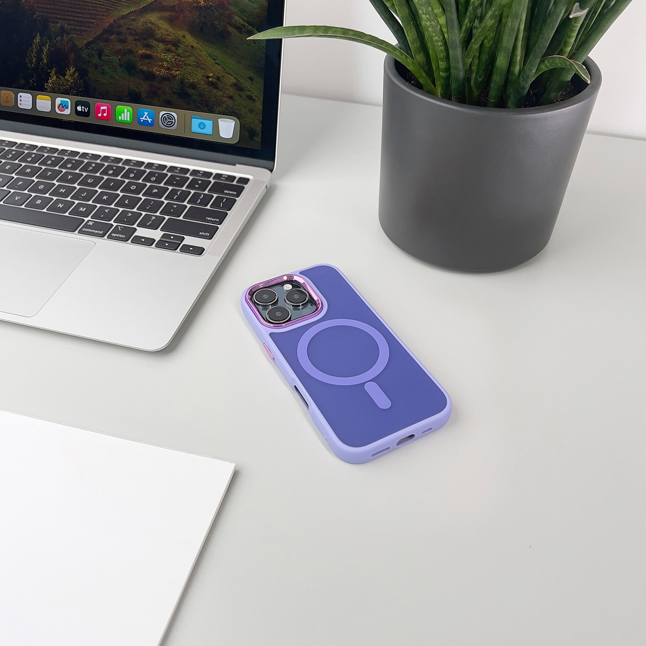 Magnetic Collection MagSafe iPhone 16 Pro Max-etui - lilla