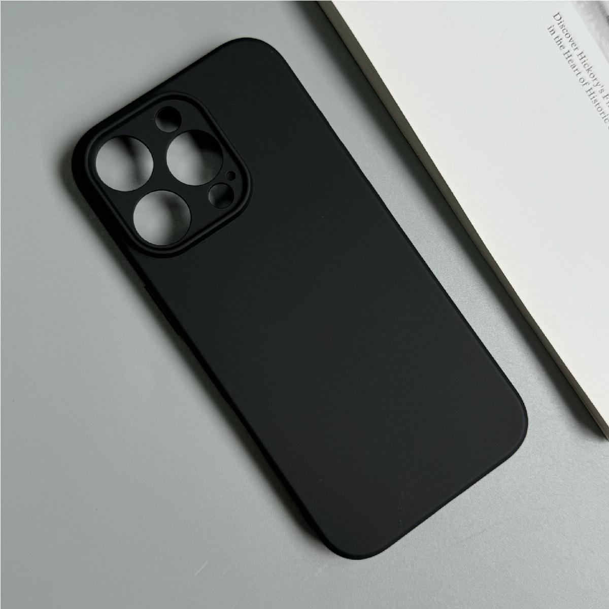 Mykt etui for iPhone 16 Pro Max - svart