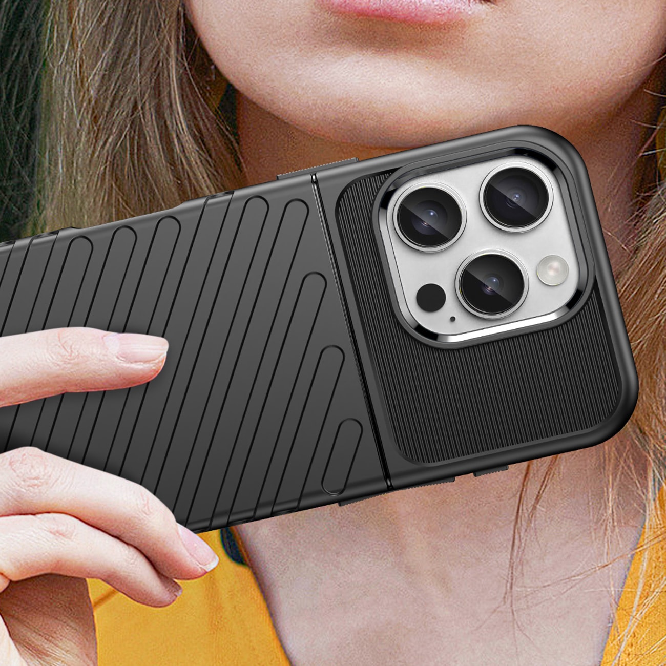 Thunder Case for iPhone 16 Pro silikonetui - svart