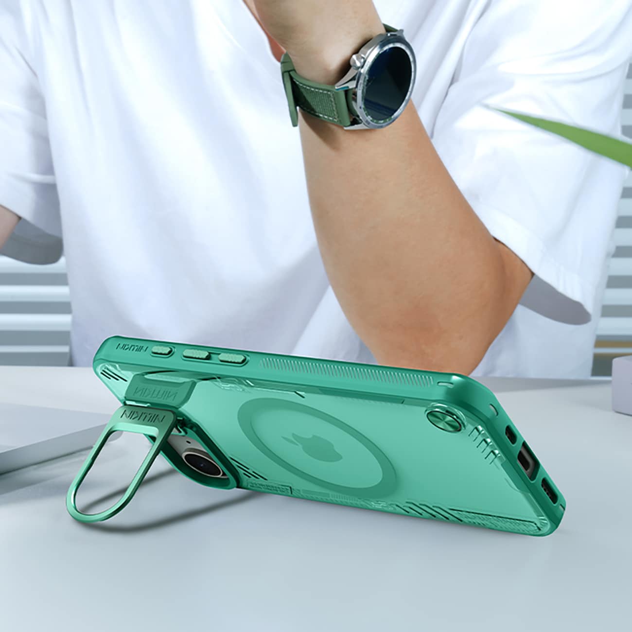 Nillkin Iceblade Prop magnetisk etui med stativ for iPhone 16e - grønn