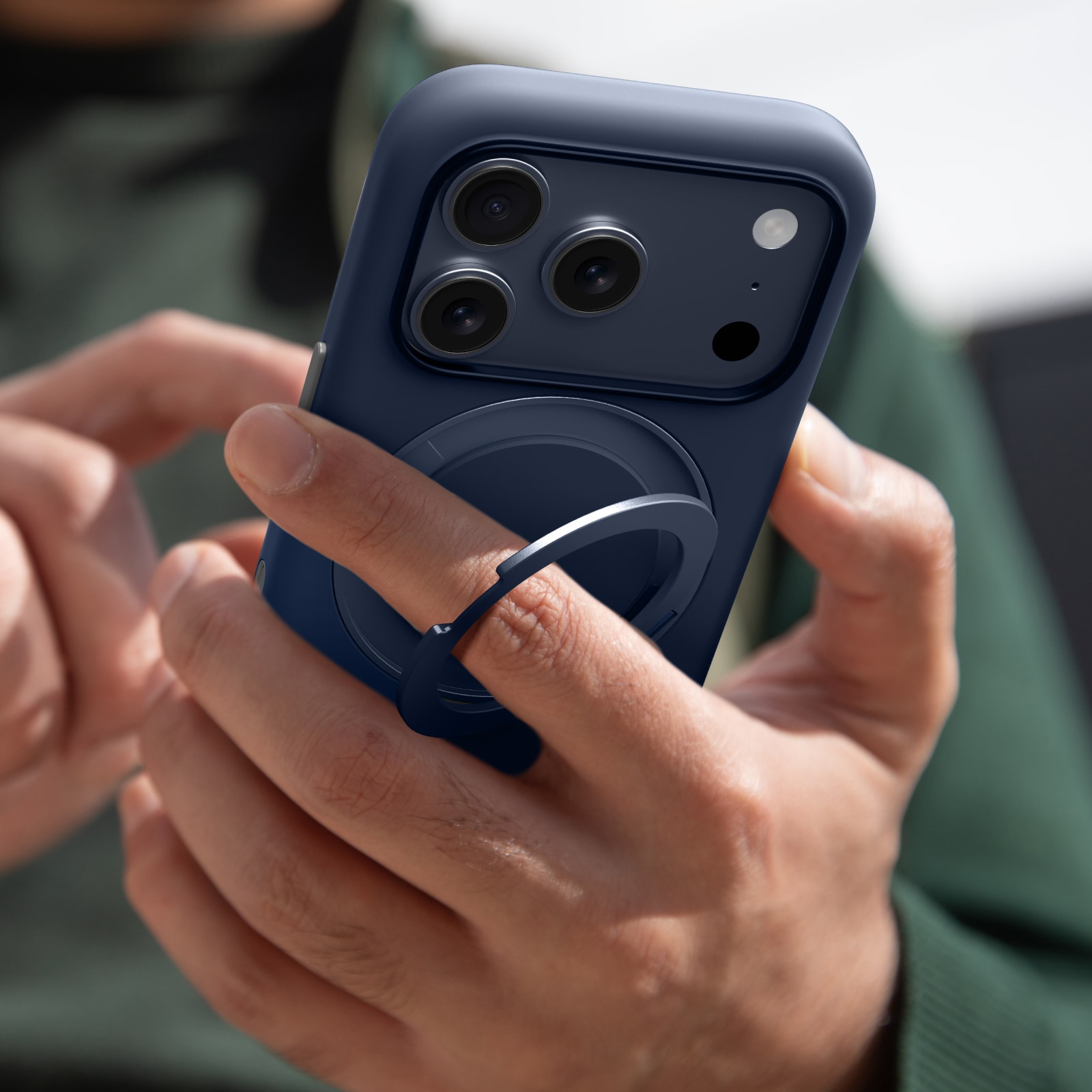 AmazingThing Cloudie iPhone 17 Pro Max-etui med stativ - blå