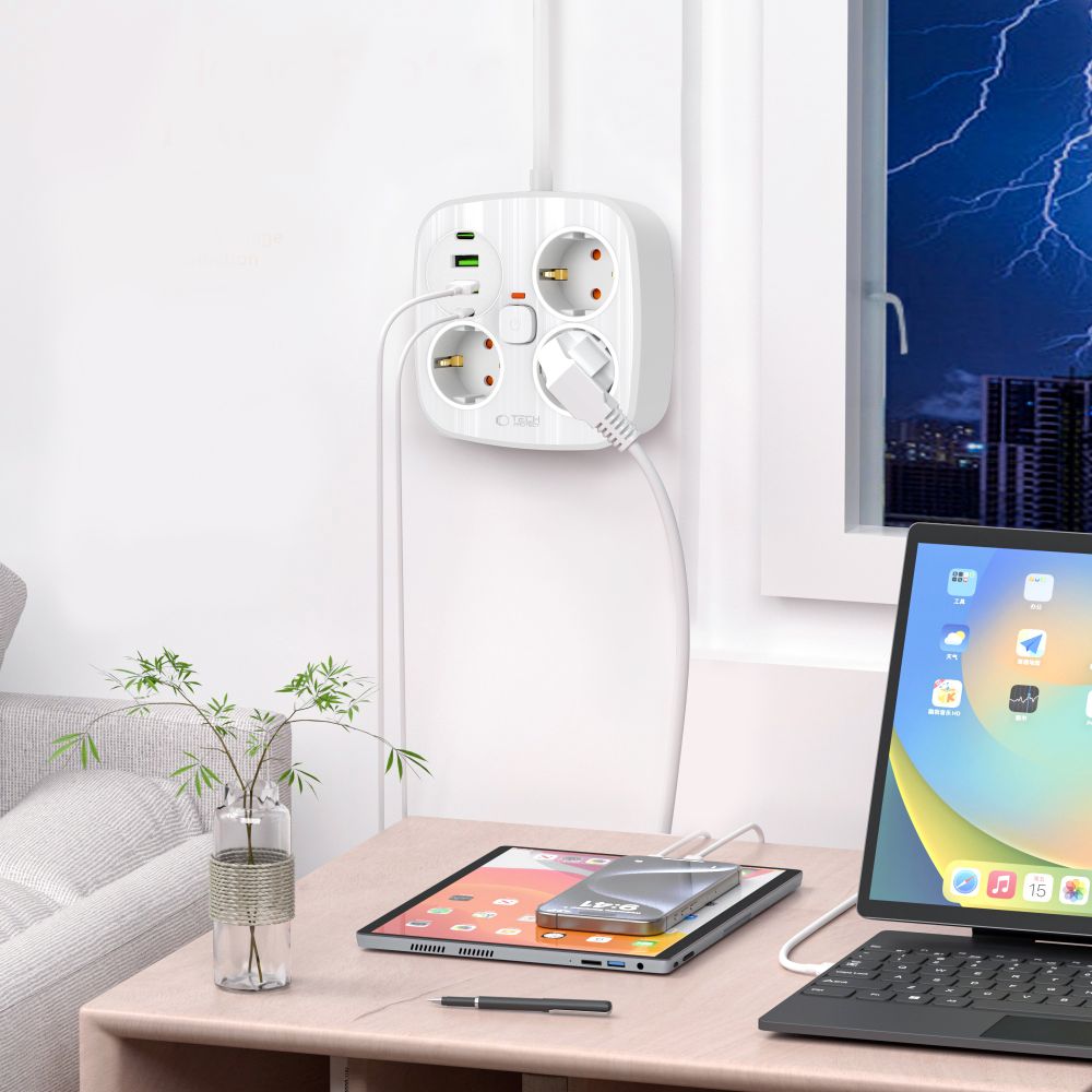Tech-Protect PCS3X4 strømskinne, 3 stikkontakter, 2xUSB-A, 2xUSB-C 200 cm - hvit