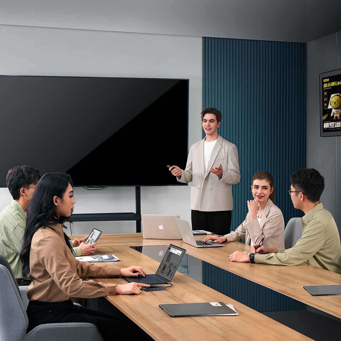 Baseus PioneerJoy 8-in-1 USB-C Hub: HDMI 4K@60Hz, 30Hz, DP 8K@30Hz, VGA, 2 USB-A, 2 USB-C - Gray