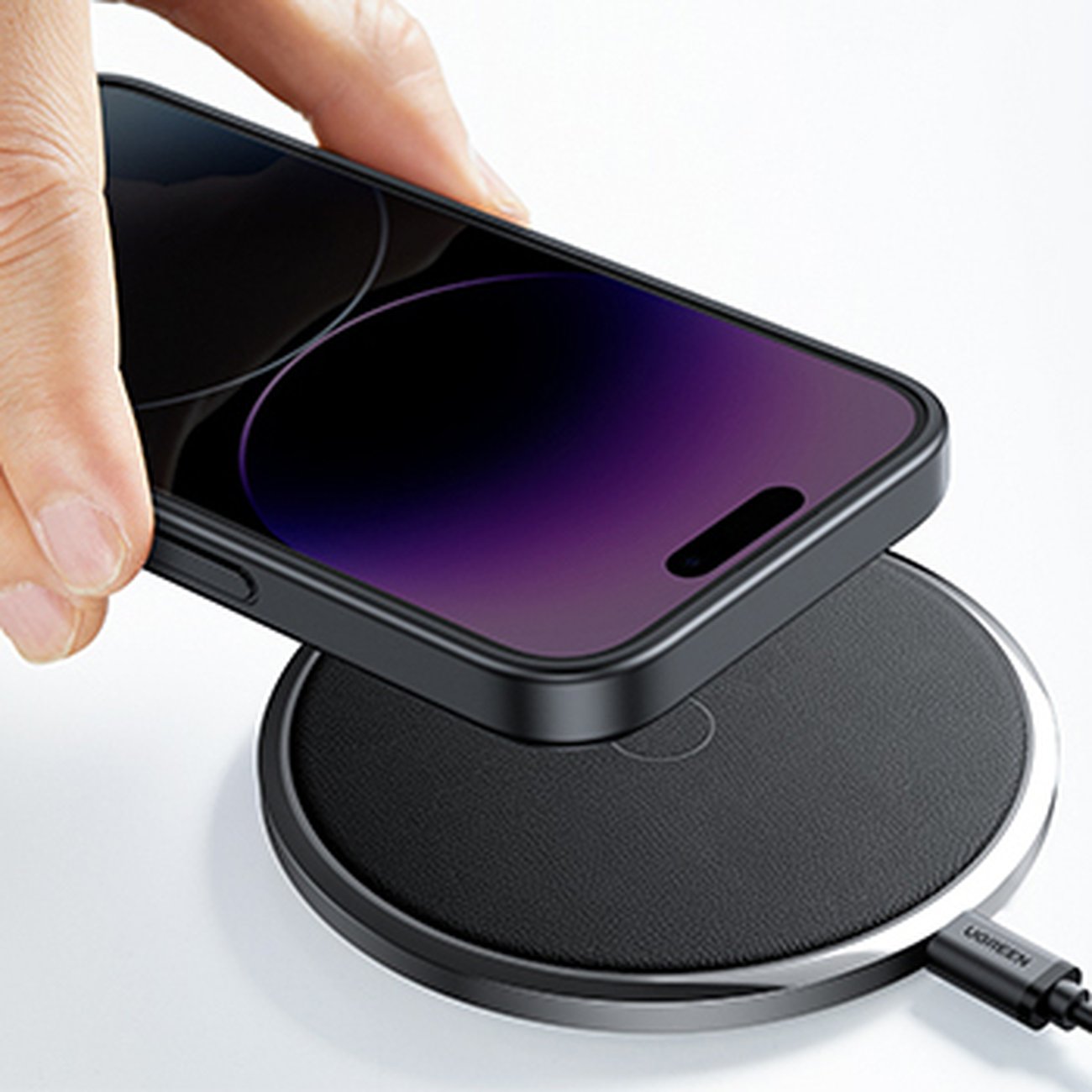 Ugreen LP635 Kickstand-beskyttelsesveske for iPhone 14 Pro - Hardt deksel med gelramme, svart