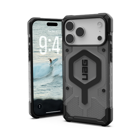UAG Pathfinder Clear MagSafe-etui for iPhone 17 Pro Max - grå/sort