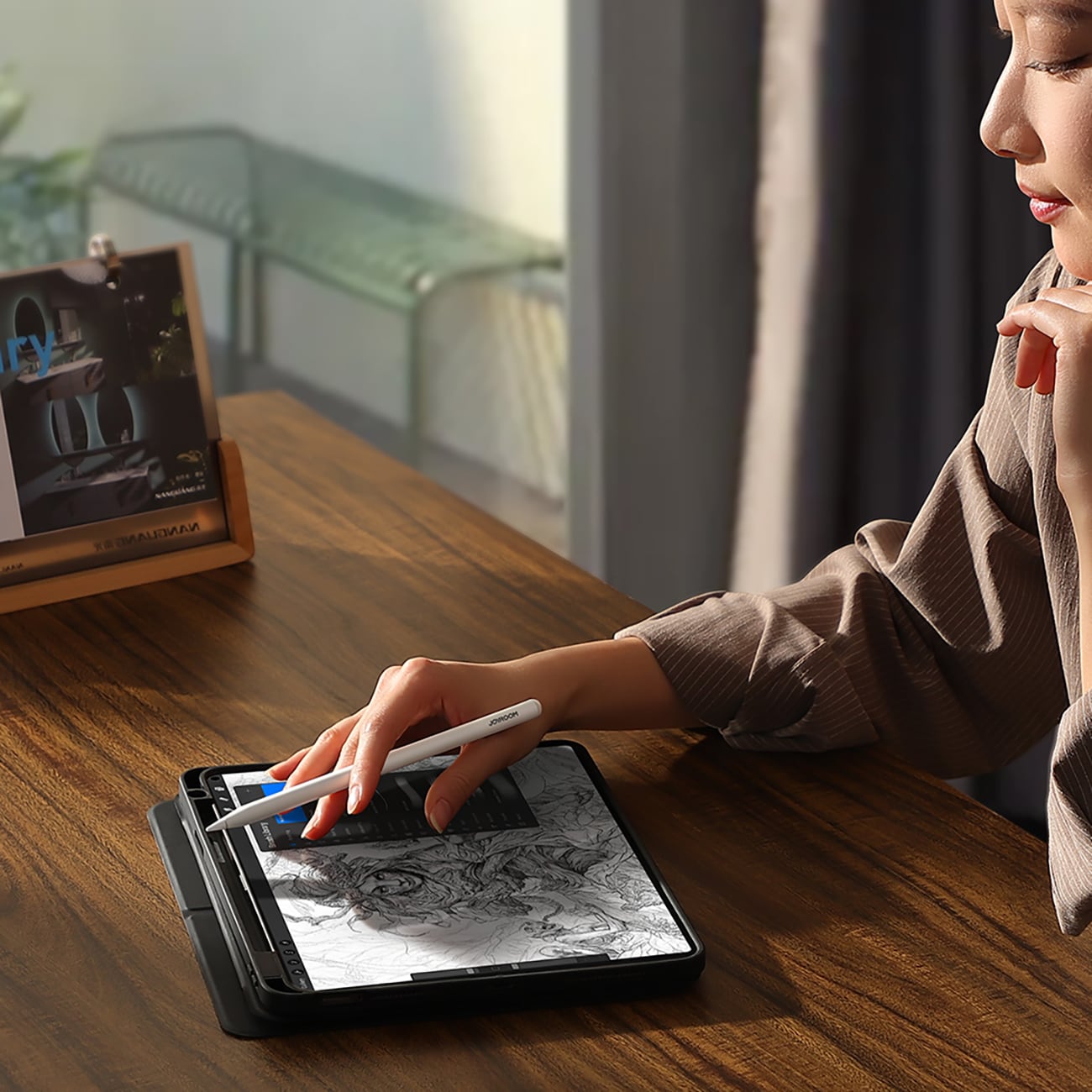 Joyroom JR-X9S Pro aktiv penn med 2 utskiftbare spisser - hvit