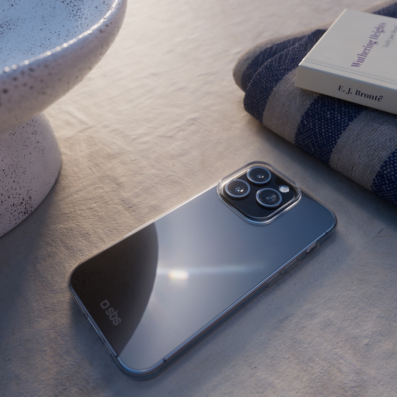 SBS Skinny deksel for iPhone 16 Pro Max - gjennomsiktig