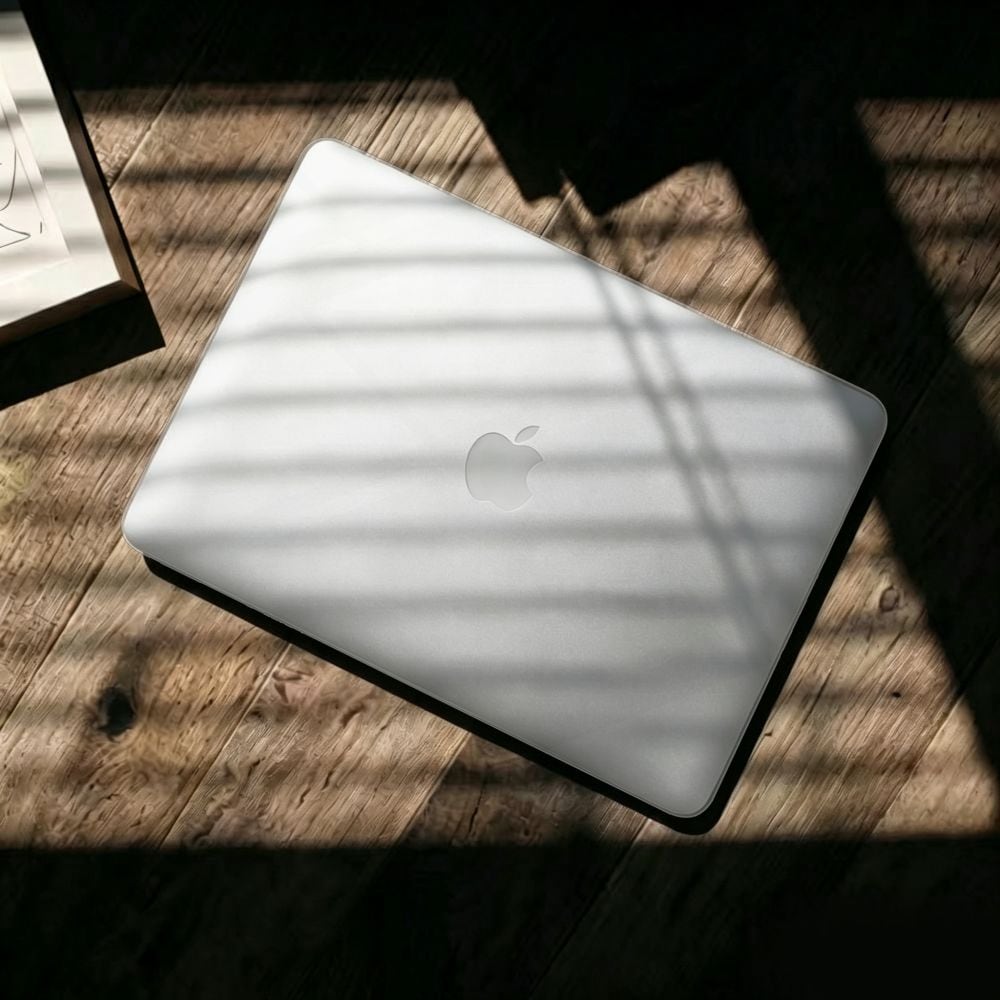 Tech-Protect Softshell-etui for MacBook Air 15" 2023 / 2024 / 2025 / 2026 - Transparent