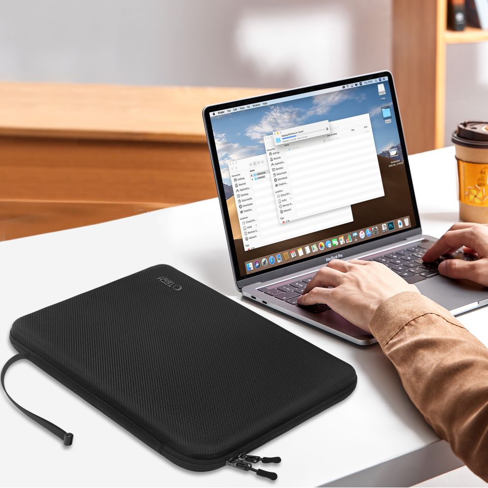 Tech-Protect Hardpouch-laptopveske 13–14 – svart